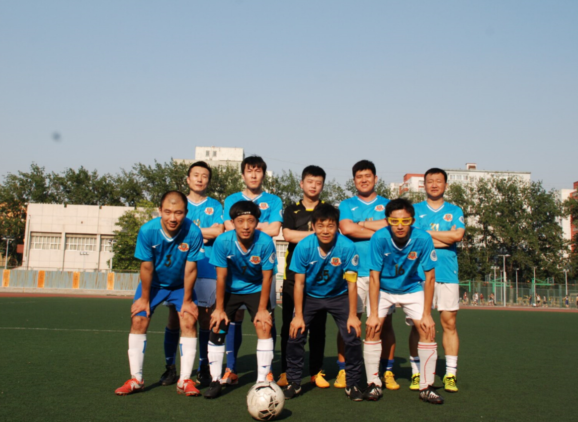 荣获2016年北京大学医学部9人教职工足球联赛亚军